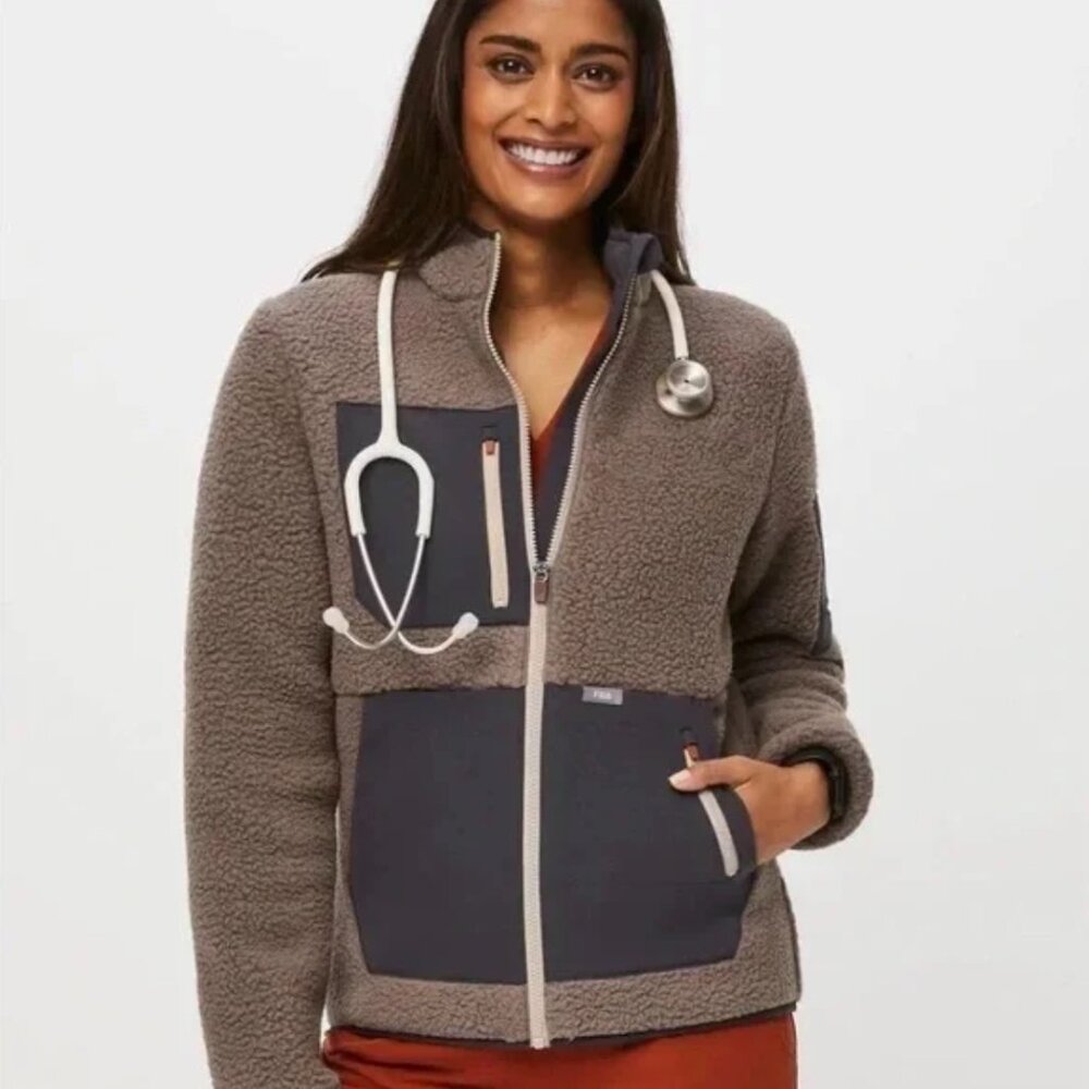 Figs On-Shift Sherpa Jacket Cacao Brown Small Warm Thermal Fleece Nurse Doctor
